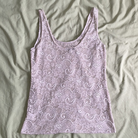 Aritzia Talulah lace tank top - size L - Picture 2 of 3